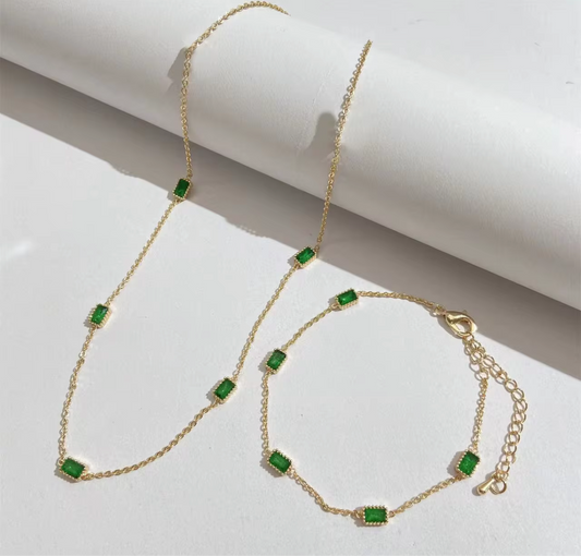 Green Glam Necklace
